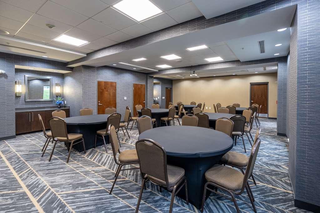 Hampton Inn&Suites Greensboro/Coliseum Area Facilidades foto